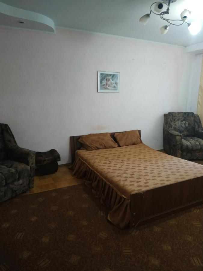 Flats Apartment Izyum ภายนอก รูปภาพ