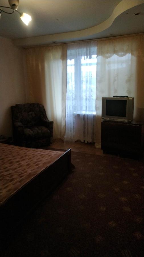 Flats Apartment Izyum ภายนอก รูปภาพ