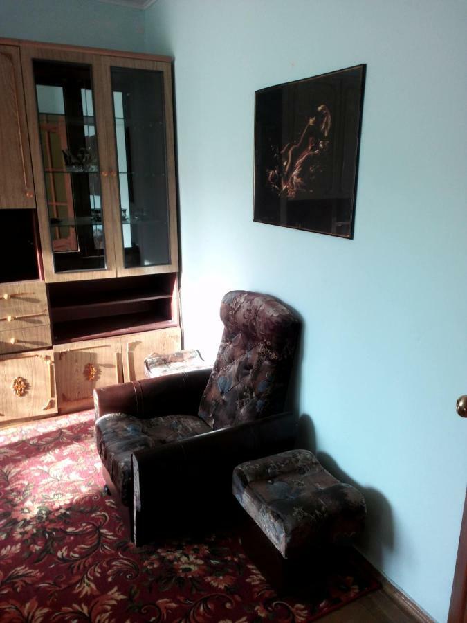 Flats Apartment Izyum ภายนอก รูปภาพ